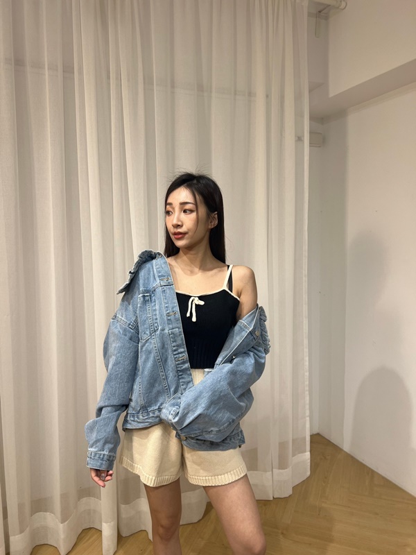坑條針織感寬腰頭短褲